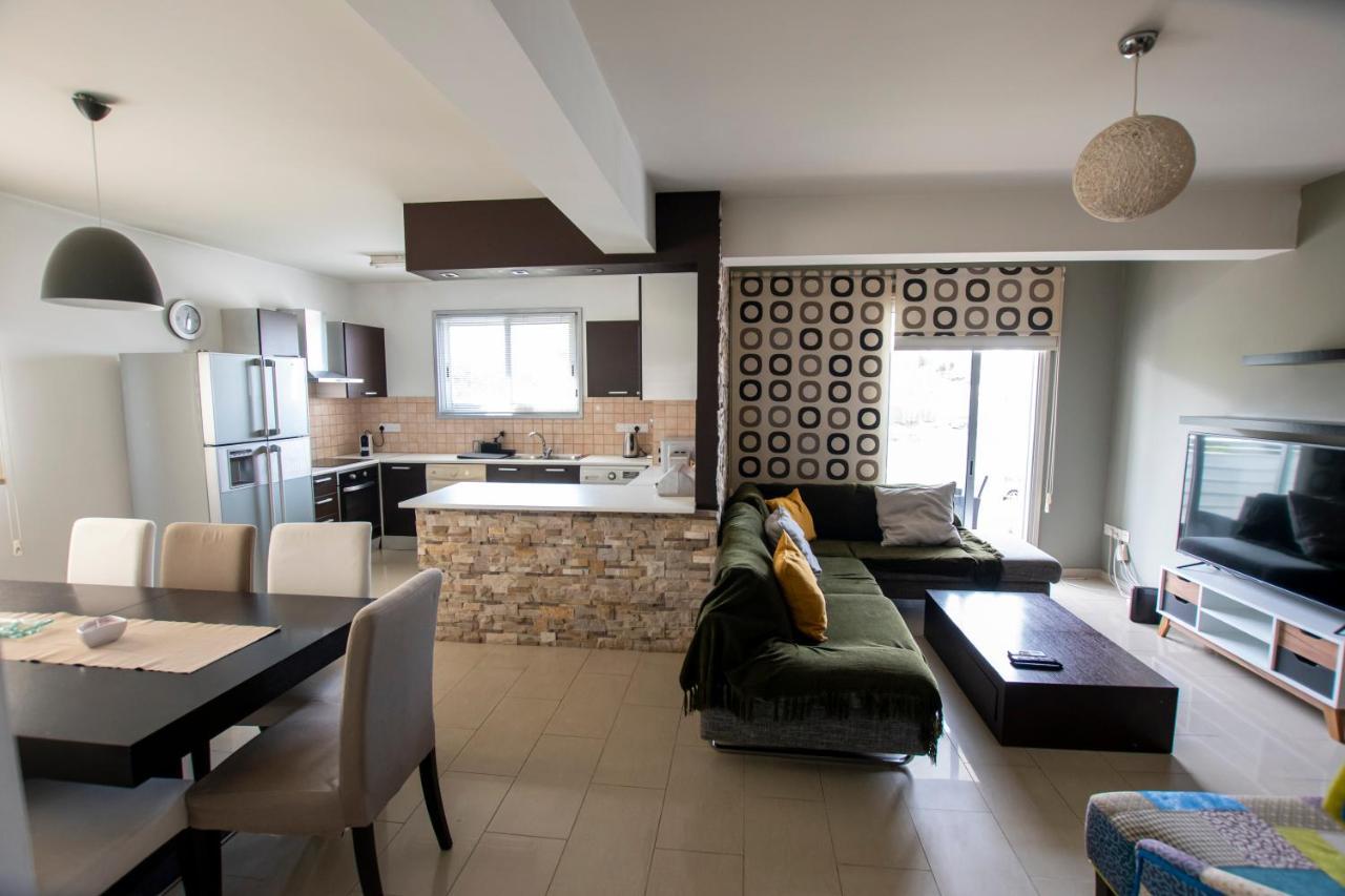 Glabur Stays - The Executive 2 Bdr - Nicosia City, Free Parking & Wifi, Welcomes You!!! Eksteriør billede